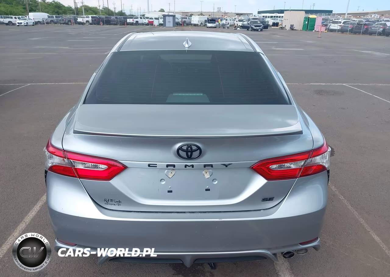 2019 Toyota Camry Se VIN:4T1B11HK6KU766243 - 17