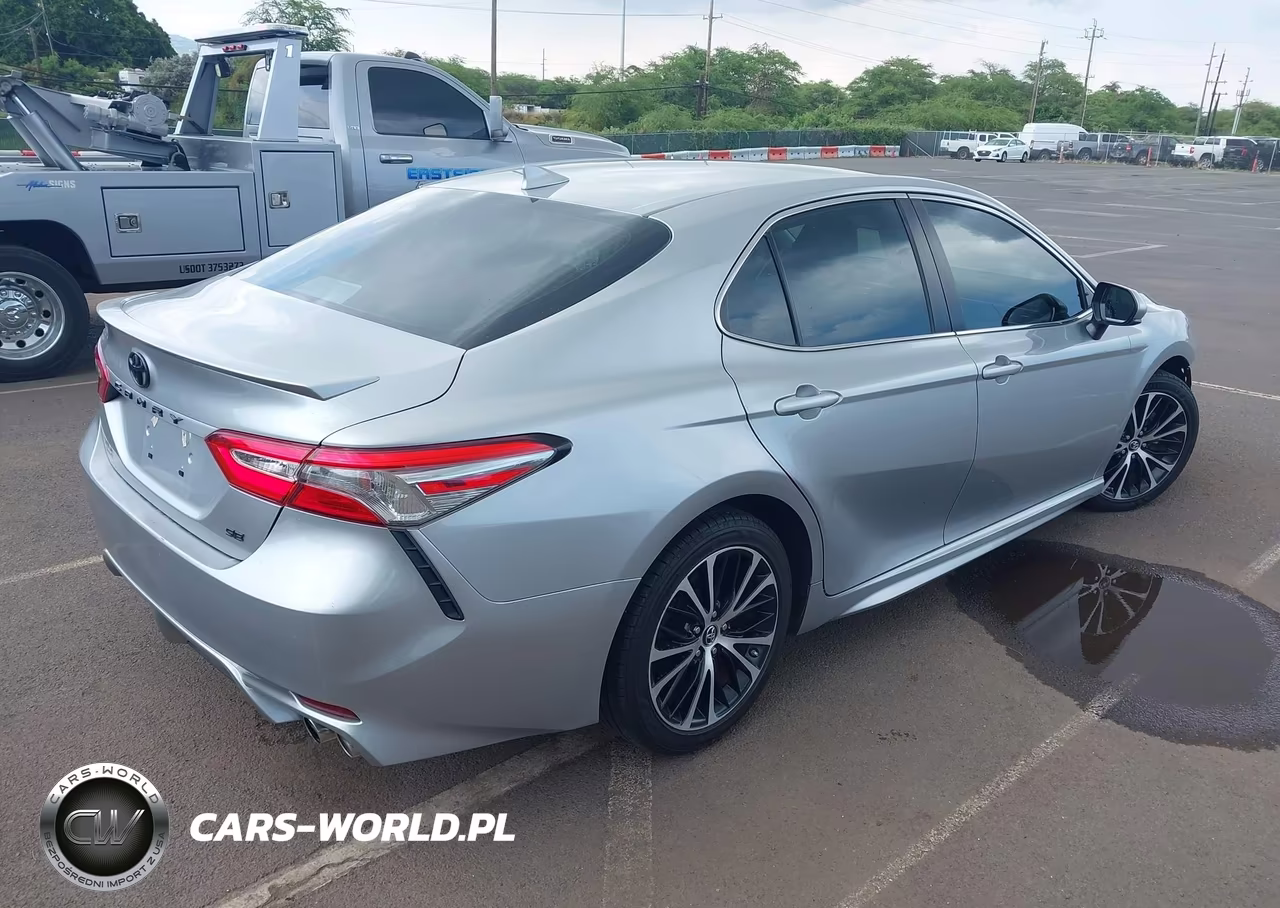 2019 Toyota Camry Se VIN:4T1B11HK6KU766243 - 4