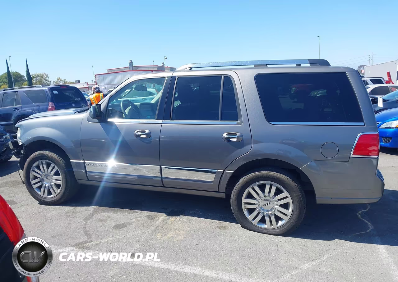2011 Lincoln Navigator VIN:5LMJJ2J50BEJ02274 - 14