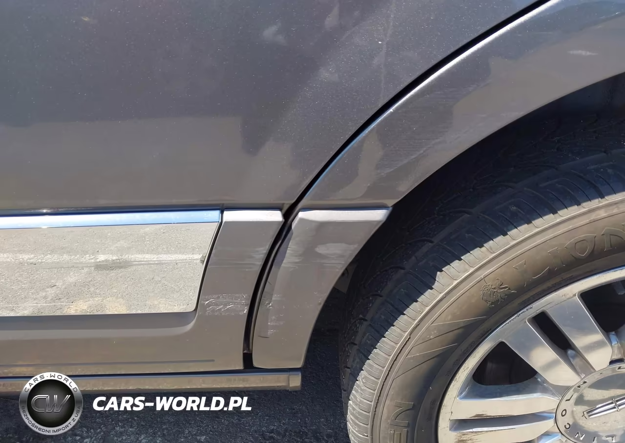 2011 Lincoln Navigator VIN:5LMJJ2J50BEJ02274 - 19
