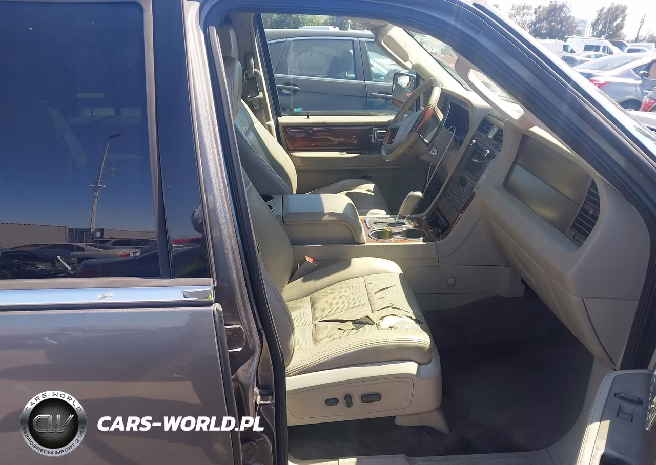 2011 Lincoln Navigator VIN:5LMJJ2J50BEJ02274 - 5