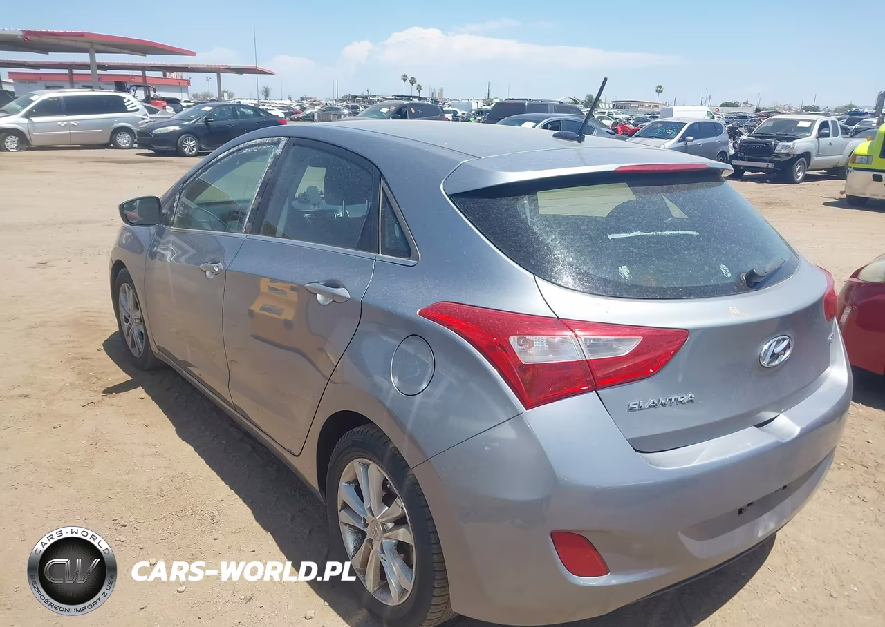 2014 Hyundai Elantra Gt VIN:KMHD35LH3EU184739 - 3