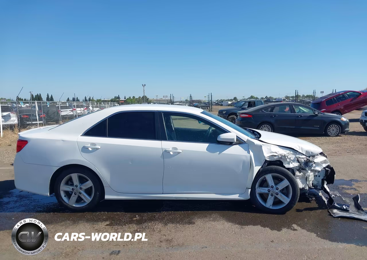 2014 Toyota Camry Se VIN:4T1BF1FK0EU790997 - 13