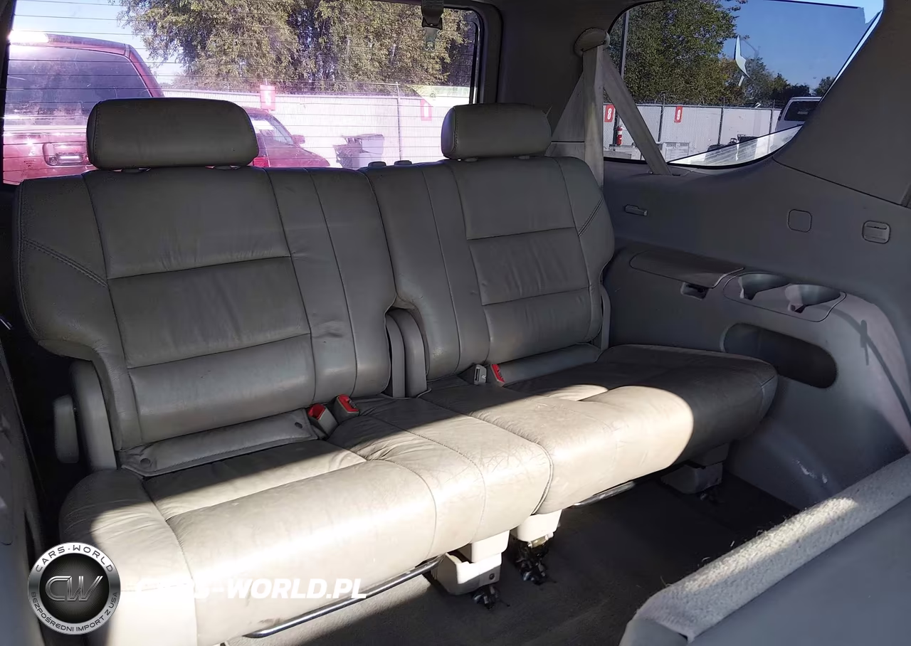 2003 Toyota Sequoia Limited V8 VIN:5TDBT48AX3S160411 - 12