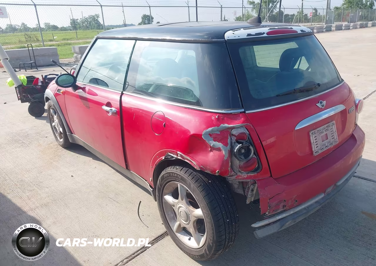 2005 Mini Cooper VIN:WMWRC33555TK62283 - 3