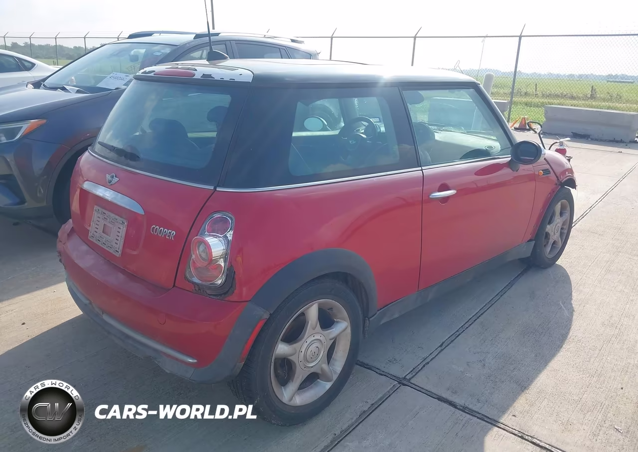 2005 Mini Cooper VIN:WMWRC33555TK62283 - 4