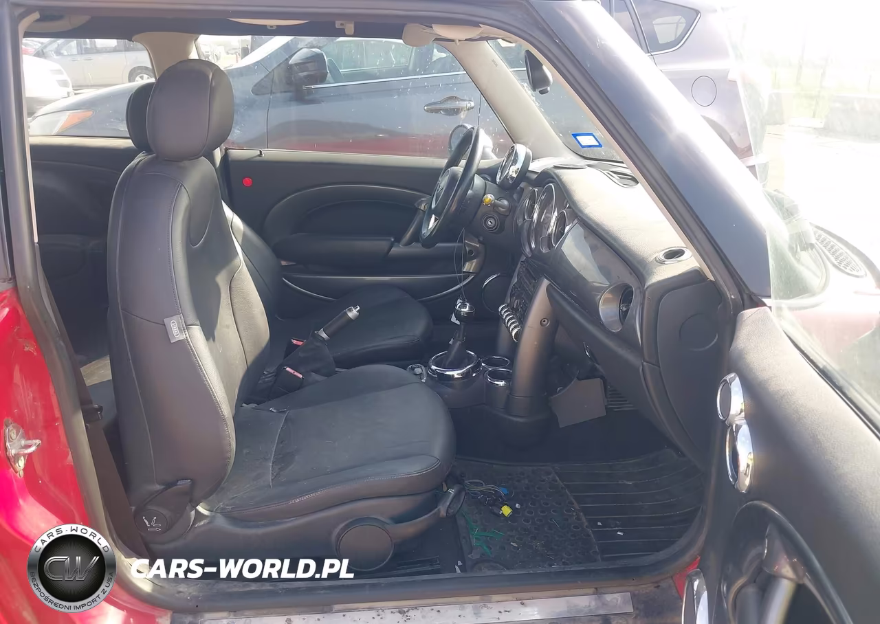 2005 Mini Cooper VIN:WMWRC33555TK62283 - 5