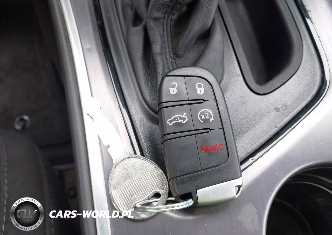 2015 Dodge Challenger Sxt VIN:2C3CDZAG9FH716003 - 11