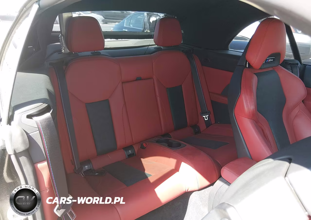 2024 BMW M4 Competition xDrive VIN:WBS33BA07RCN61394 - 8