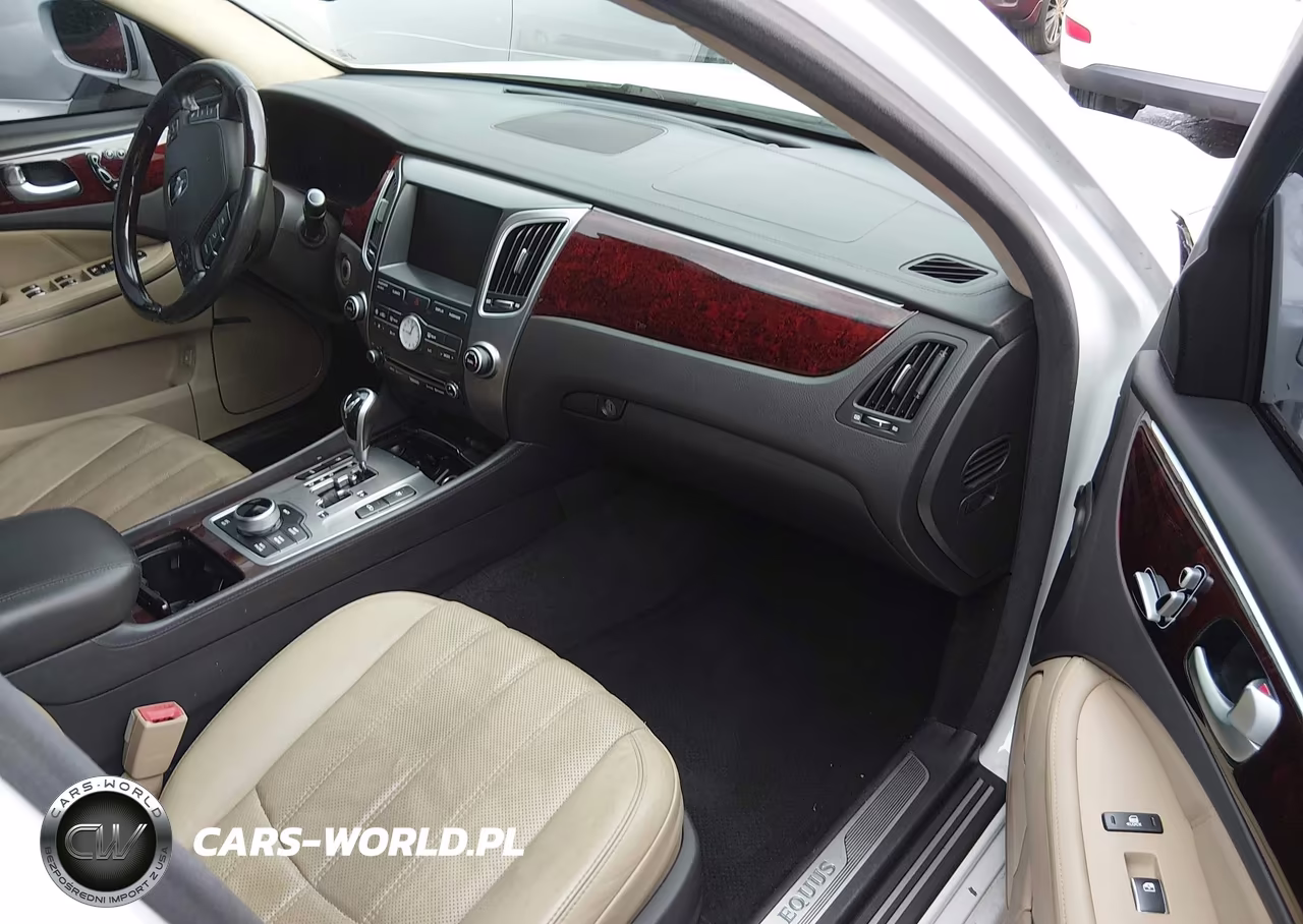 2012 Hyundai Equus Signature VIN:KMHGH4JH6CU050350 - 5