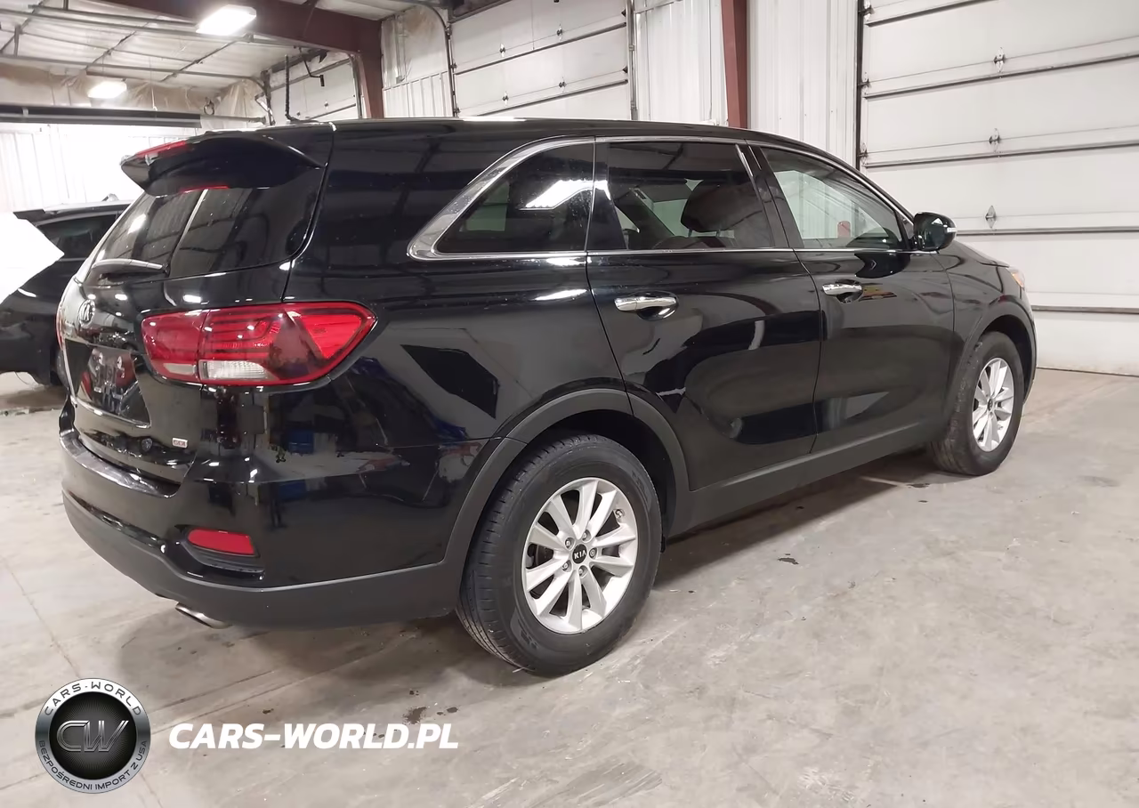 2019 Kia Sorento 2.4L L VIN:5XYPG4A35KG539317 - 4