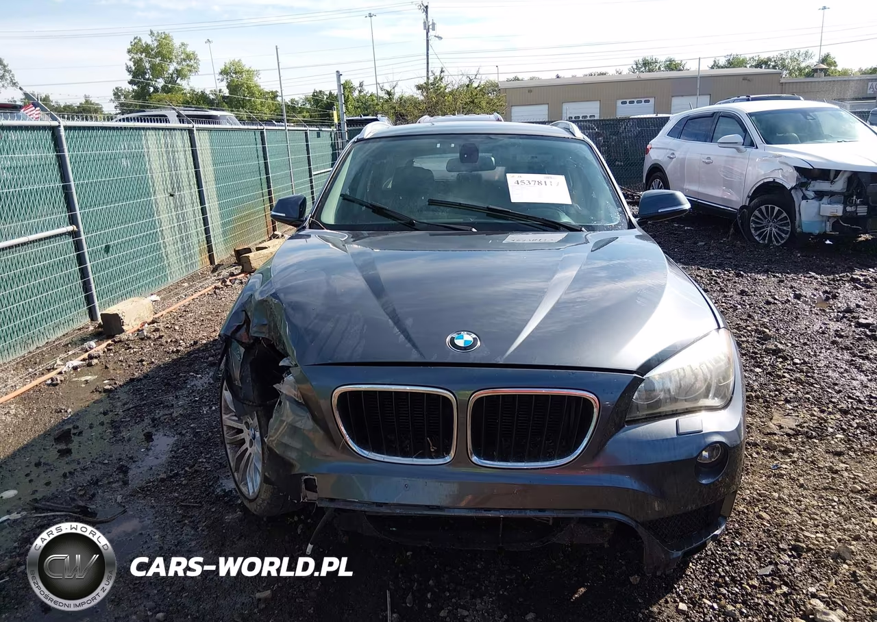 2015 BMW X1 xDrive28I VIN:WBAVL1C52FVY29803 - 12