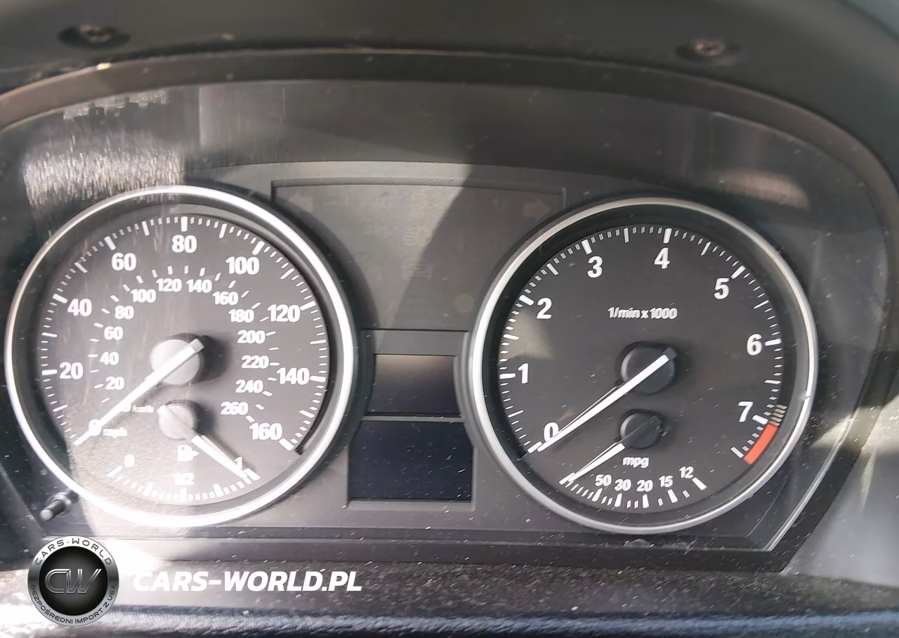 2015 BMW X1 xDrive28I VIN:WBAVL1C52FVY29803 - 15