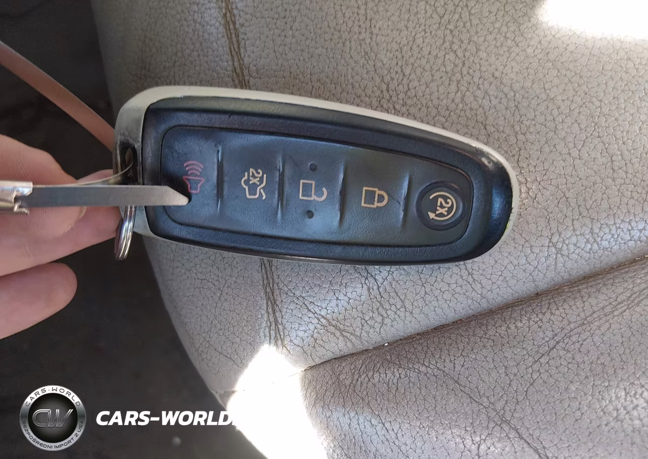 2013 Ford C-Max Energi Sel VIN:1FADP5CUXDL512318 - 11
