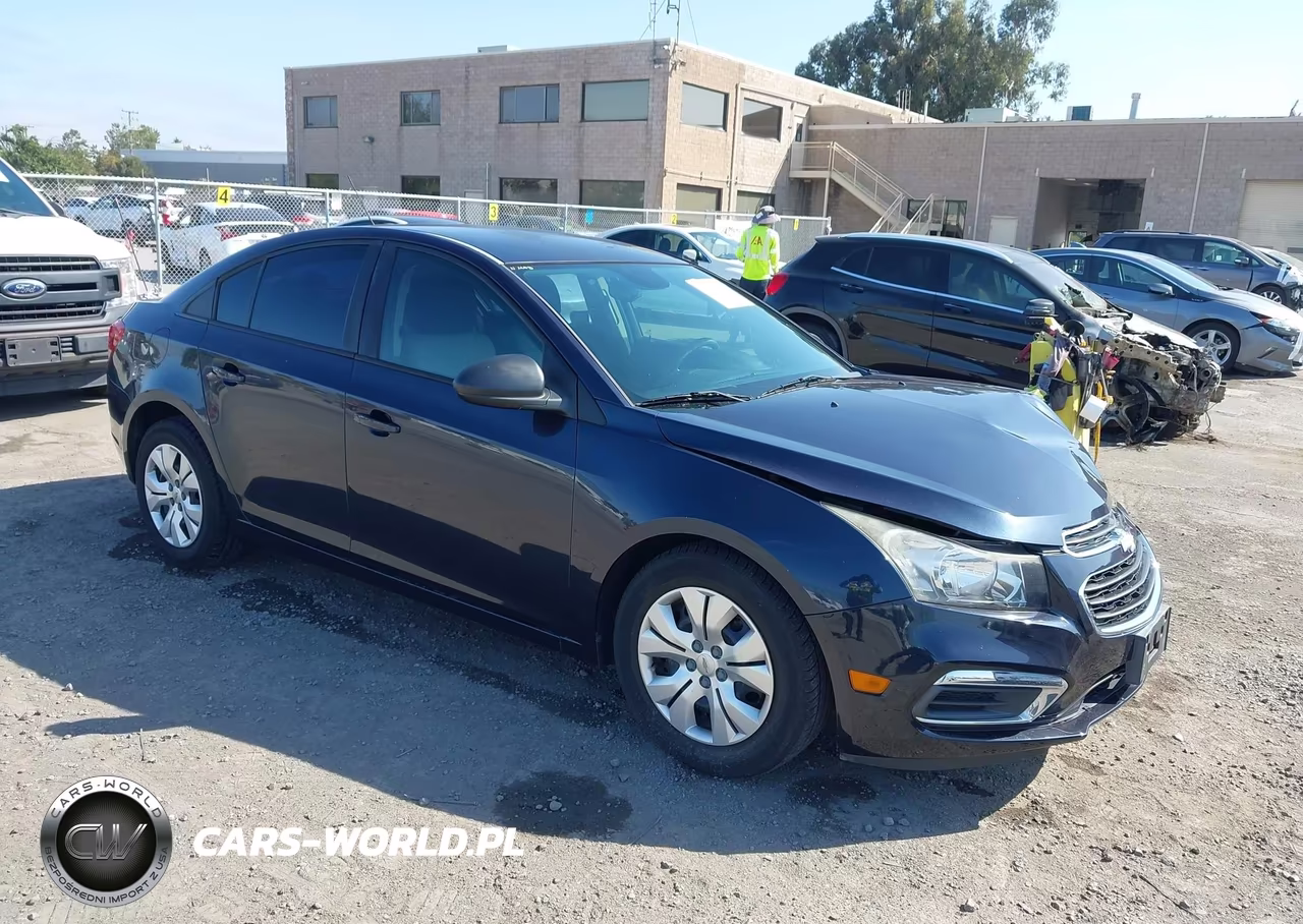 2015 Chevrolet Cruze Ls Auto – zdjęcie 1 z 16