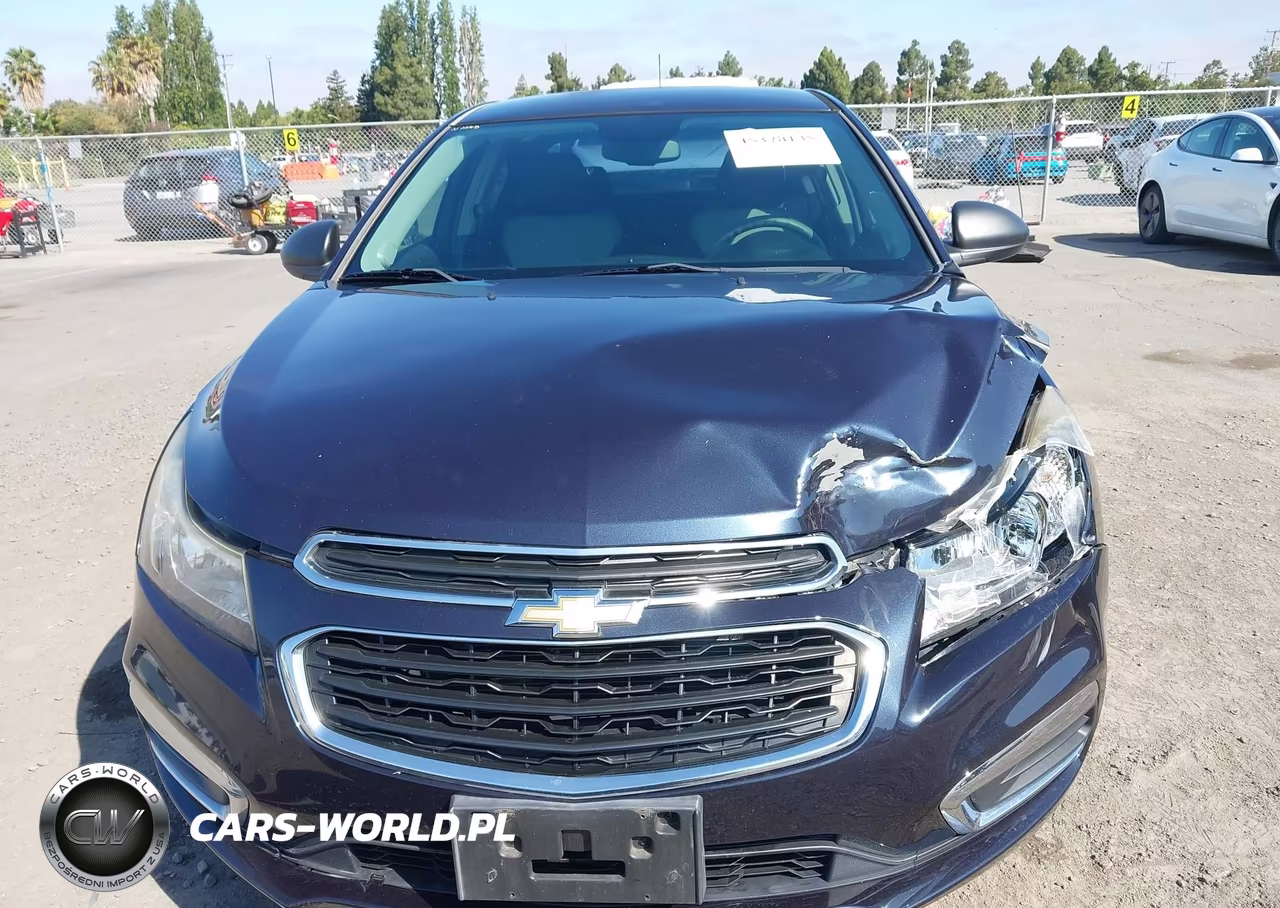 2015 Chevrolet Cruze Ls Auto VIN:1G1PA5SG3F7206490 - 12