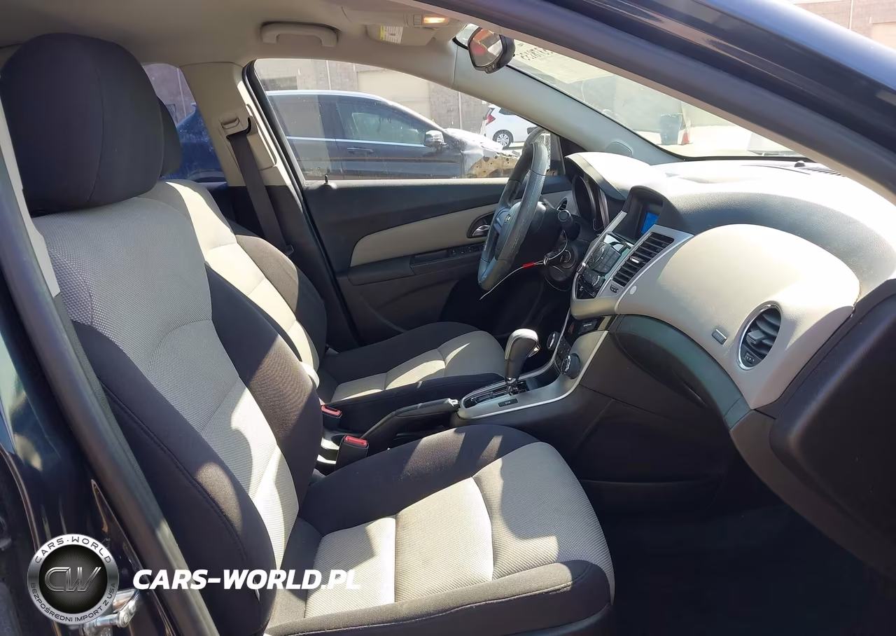 2015 Chevrolet Cruze Ls Auto VIN:1G1PA5SG3F7206490 - 5