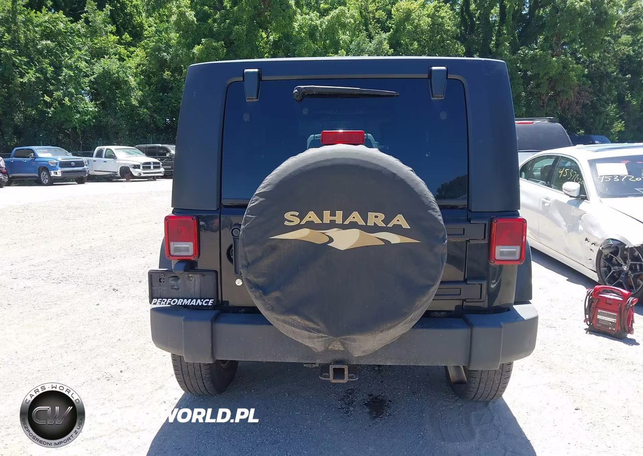2007 Jeep Wrangler Unlimited Sahara VIN:1J8GA59157L194515 - 16