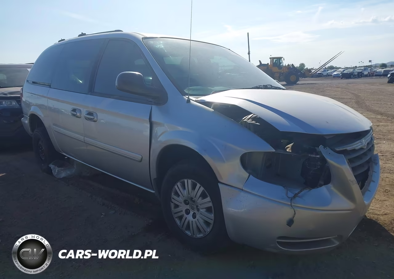 2005 Chrysler Town & Country Lx