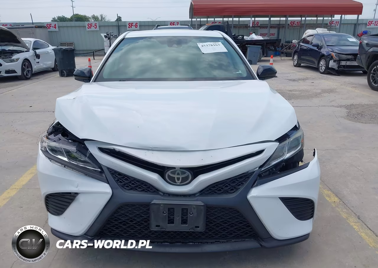 2020 Toyota Camry Se Nightshade Edition VIN:4T1G11AK3LU383149 - 12