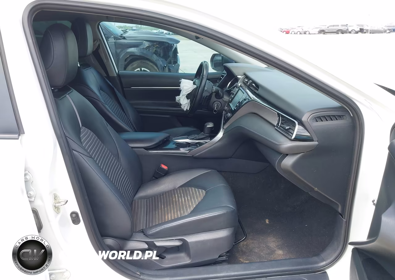 2020 Toyota Camry Se Nightshade Edition VIN:4T1G11AK3LU383149 - 5