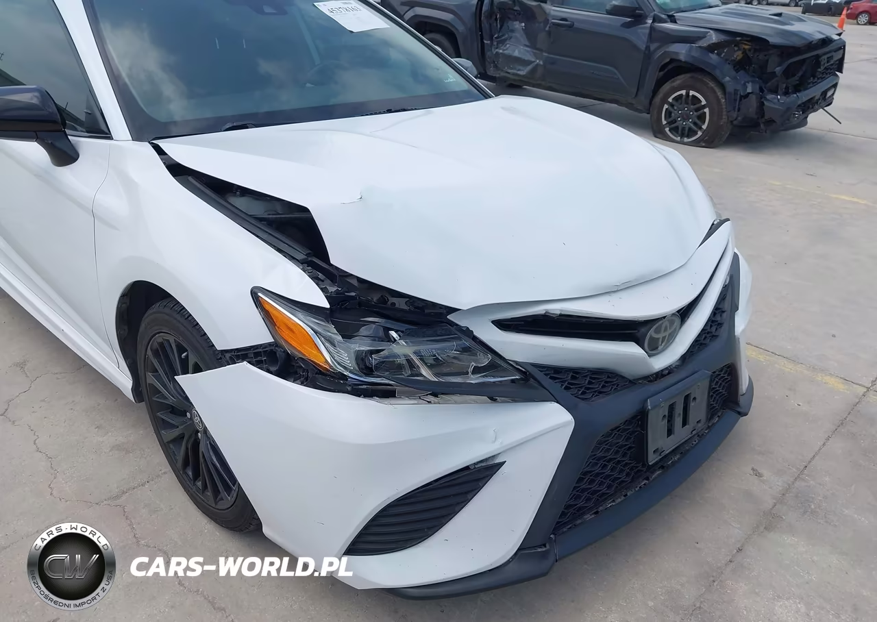 2020 Toyota Camry Se Nightshade Edition VIN:4T1G11AK3LU383149 - 6