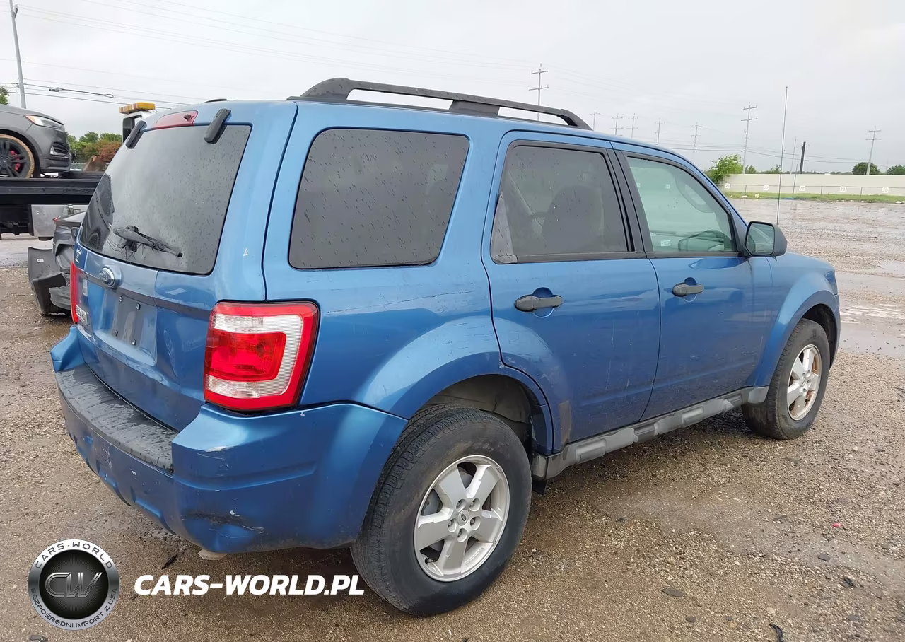 2009 Ford Escape Xlt VIN:1FMCU03789KA51365 - 4