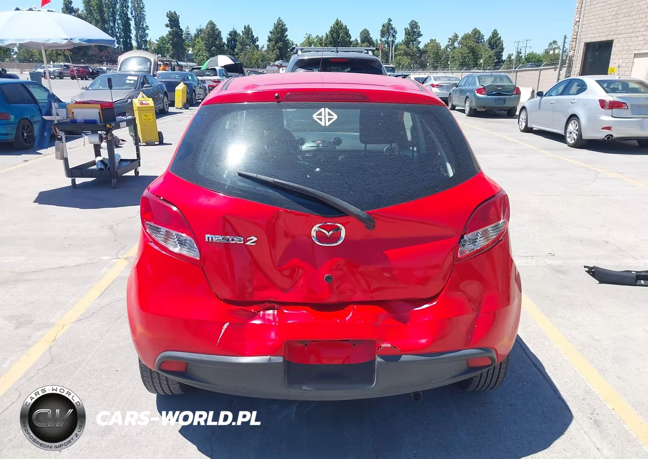 2014 Mazda Mazda2 Sport VIN:JM1DE1KZ7E0171677 - 17