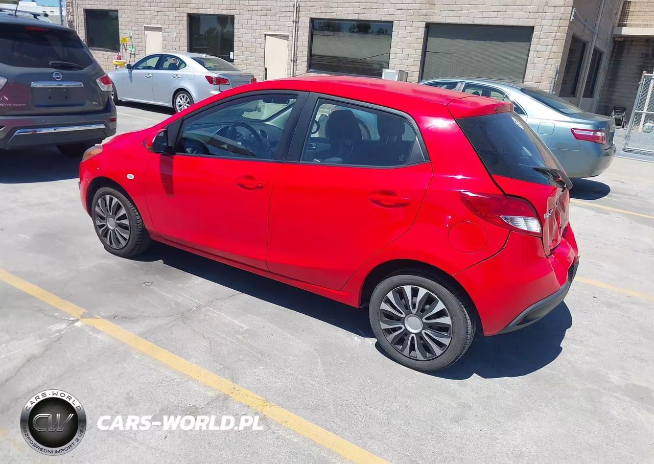 2014 Mazda Mazda2 Sport VIN:JM1DE1KZ7E0171677 - 3