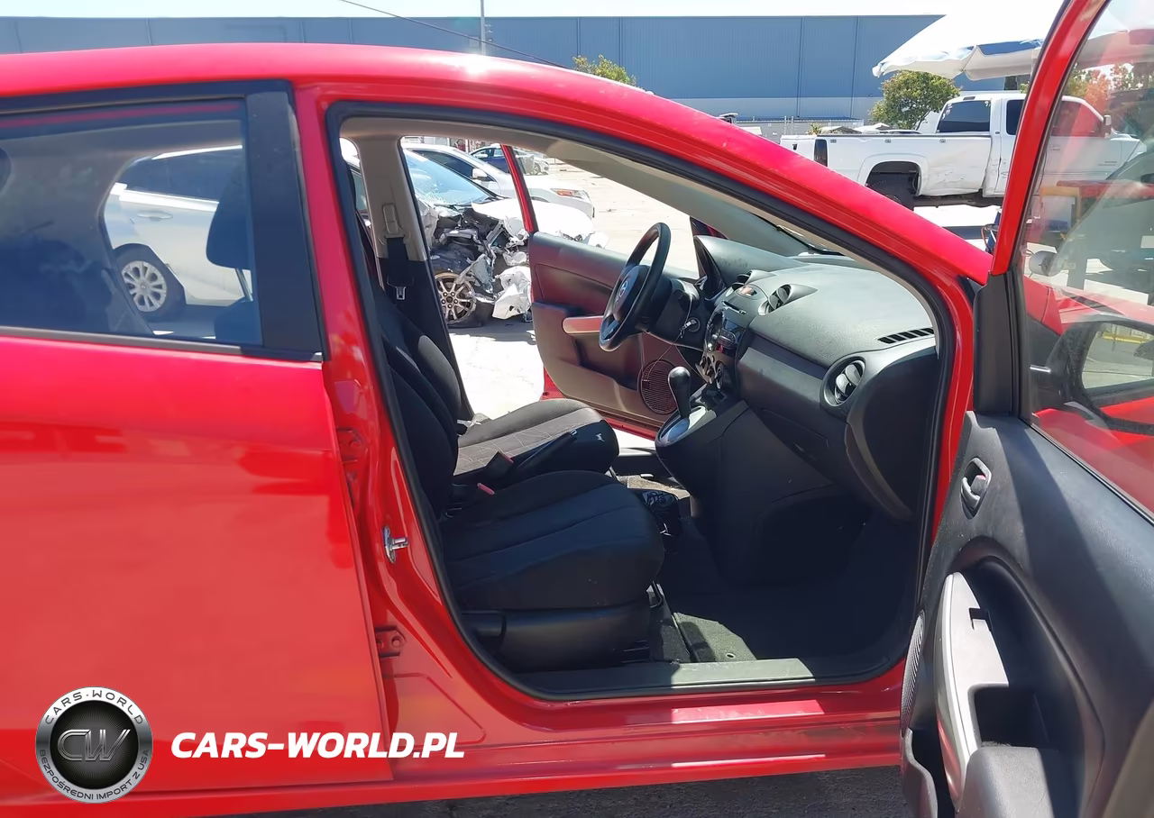 2014 Mazda Mazda2 Sport VIN:JM1DE1KZ7E0171677 - 5