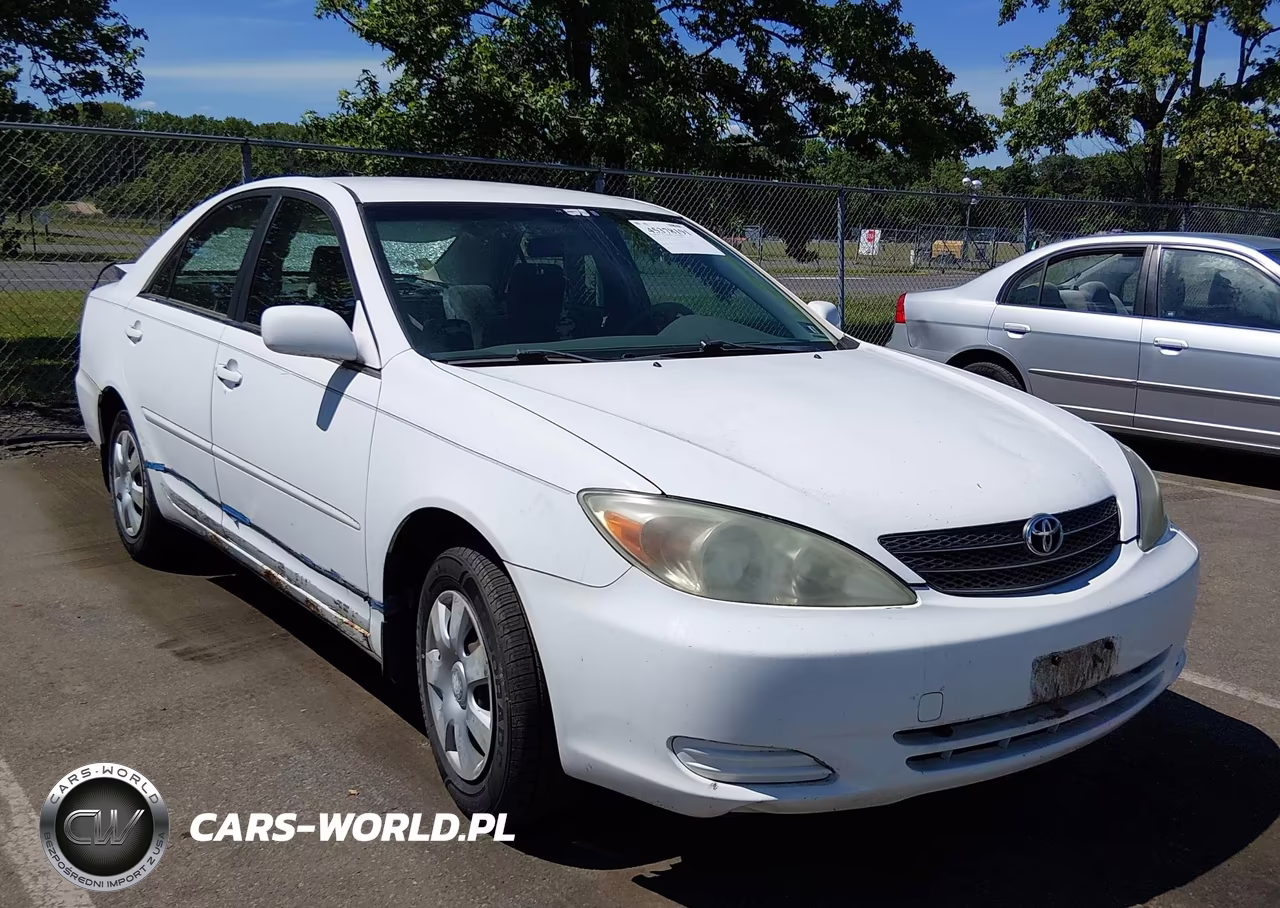 2003 Toyota Camry Le VIN:JTDBE32K830171402 - 1