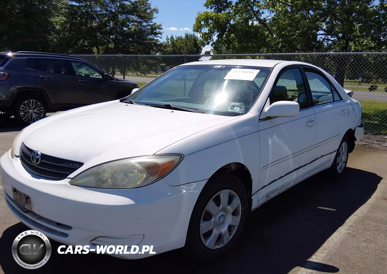 2003 Toyota Camry Le VIN:JTDBE32K830171402 - 2