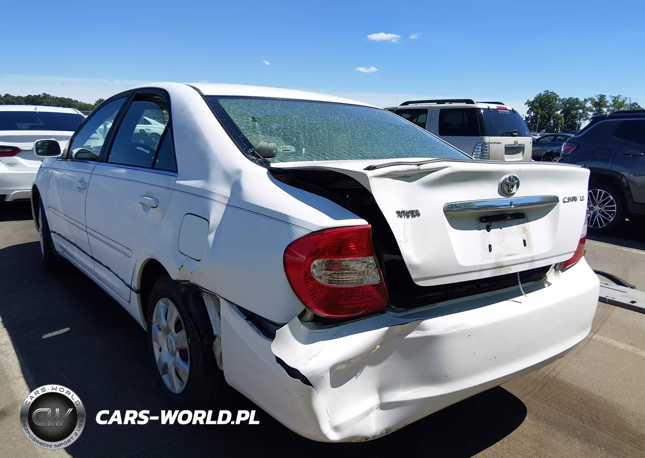 2003 Toyota Camry Le VIN:JTDBE32K830171402 - 3
