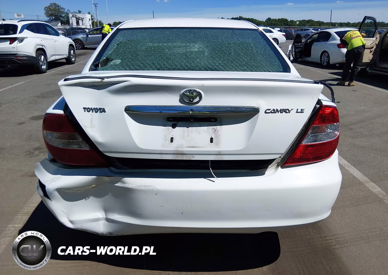 2003 Toyota Camry Le VIN:JTDBE32K830171402 - 6