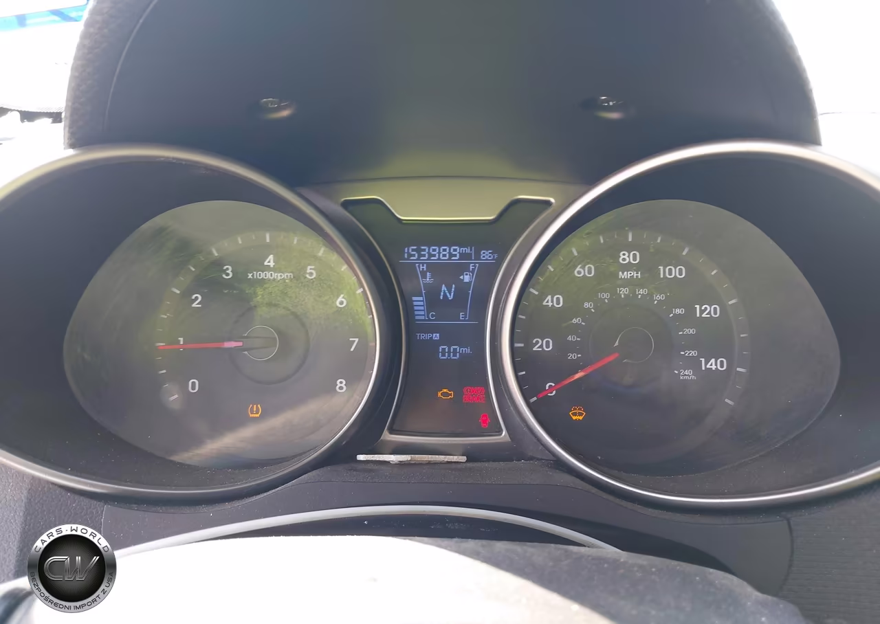 2017 Hyundai Veloster VIN:KMHTC6AD6HU310744 - 7