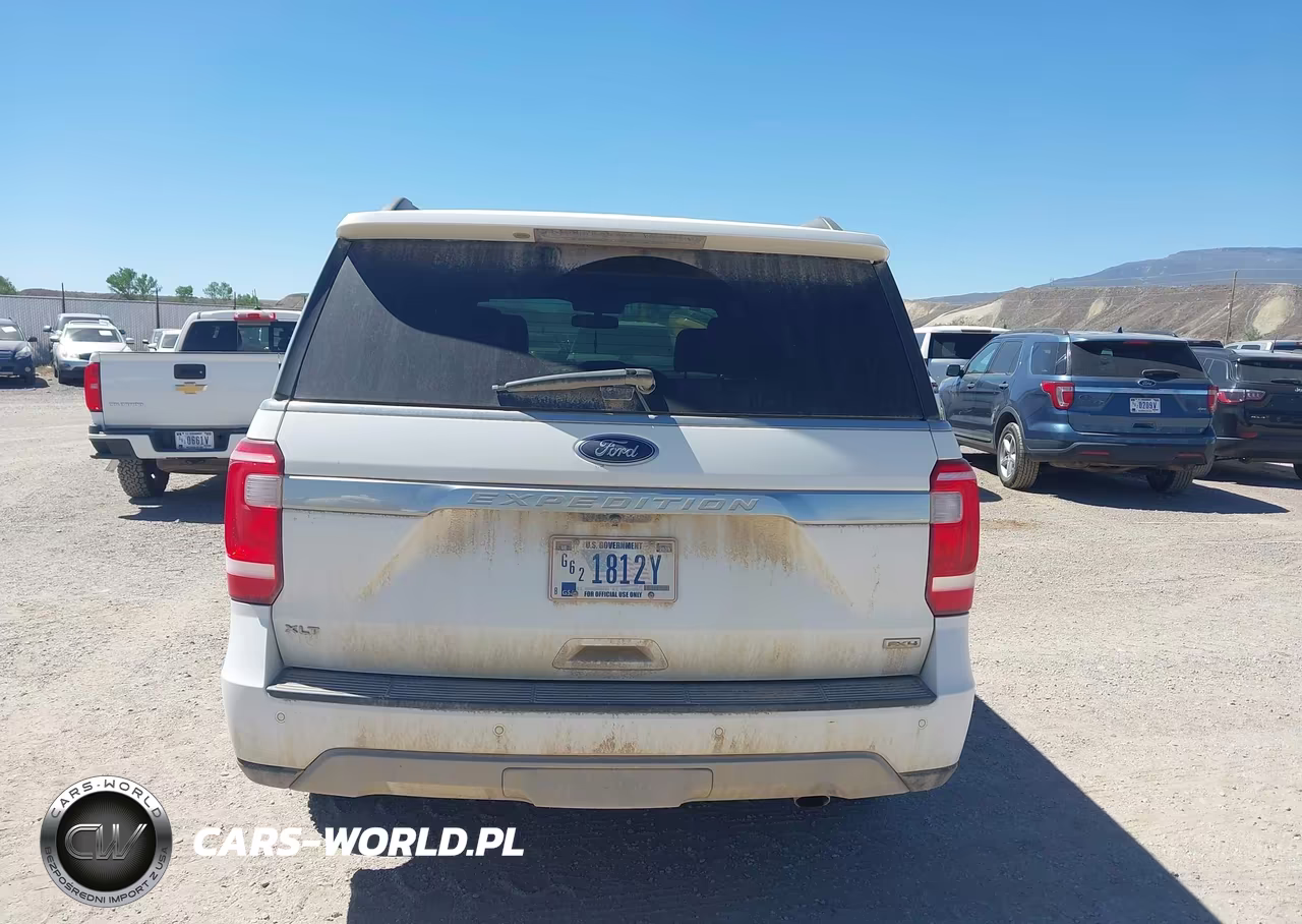 2021 Ford Expedition Xlt VIN:1FMJU1JT2MEA45887 - 16