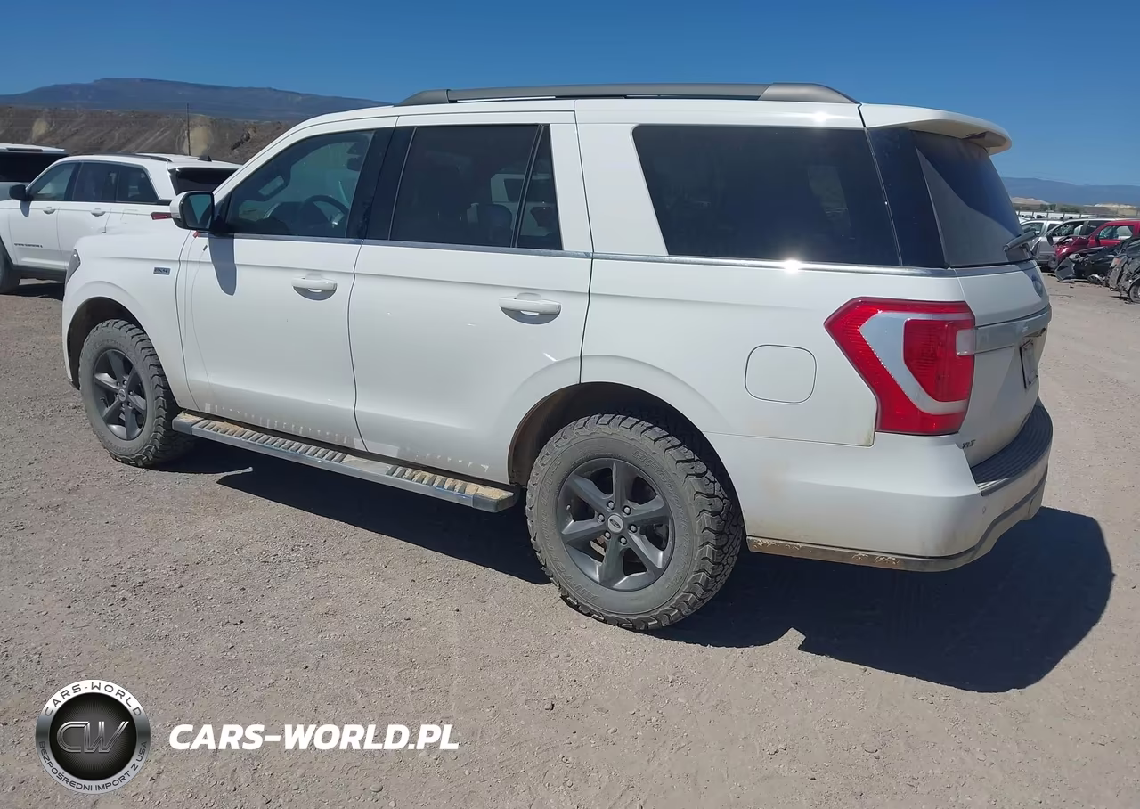 2021 Ford Expedition Xlt VIN:1FMJU1JT2MEA45887 - 3
