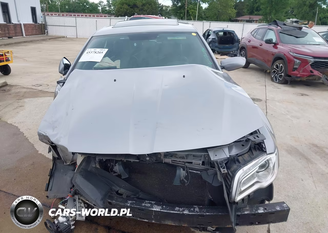 2013 Chrysler 300 VIN:2C3CCAAG6D8608973 - 11