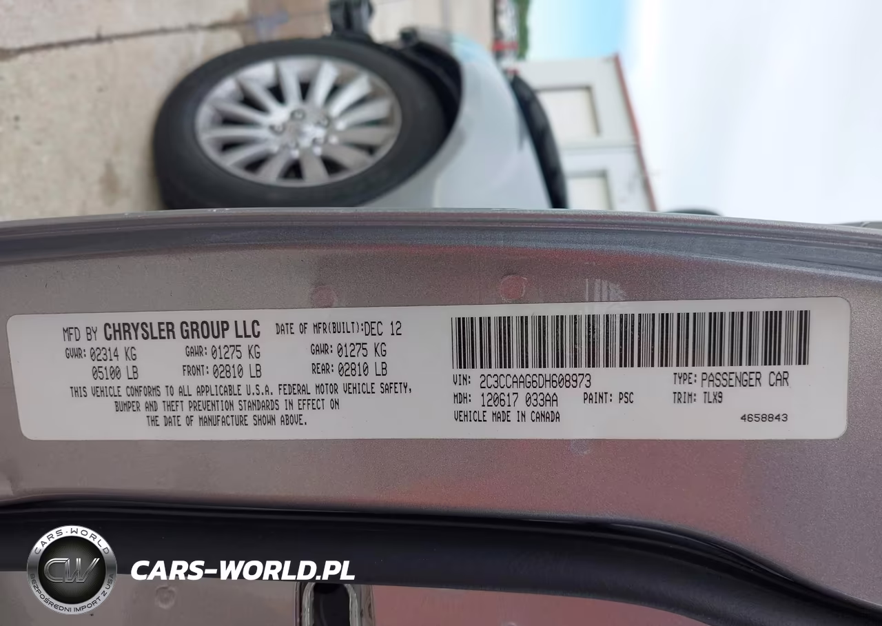 2013 Chrysler 300 VIN:2C3CCAAG6D8608973 - 9