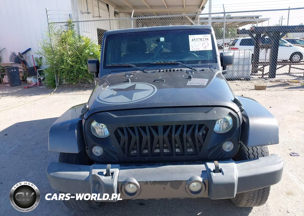 2017 Jeep Wrangler Unlimited Freedom 4X4 VIN:1C4BJWDG1HL575136 - 12