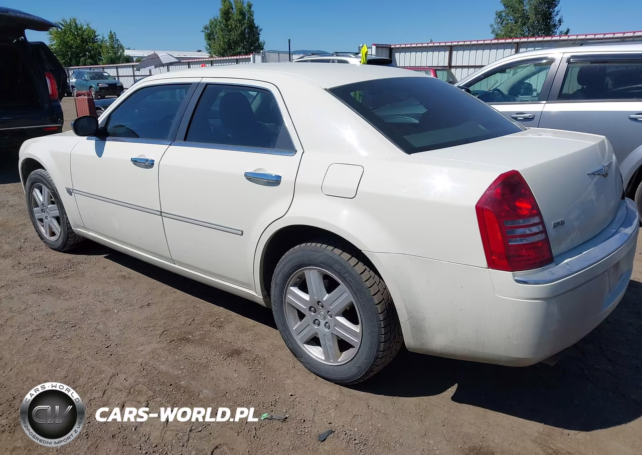 2006 Chrysler 300C VIN:2C3KK63H86H434439 - 3