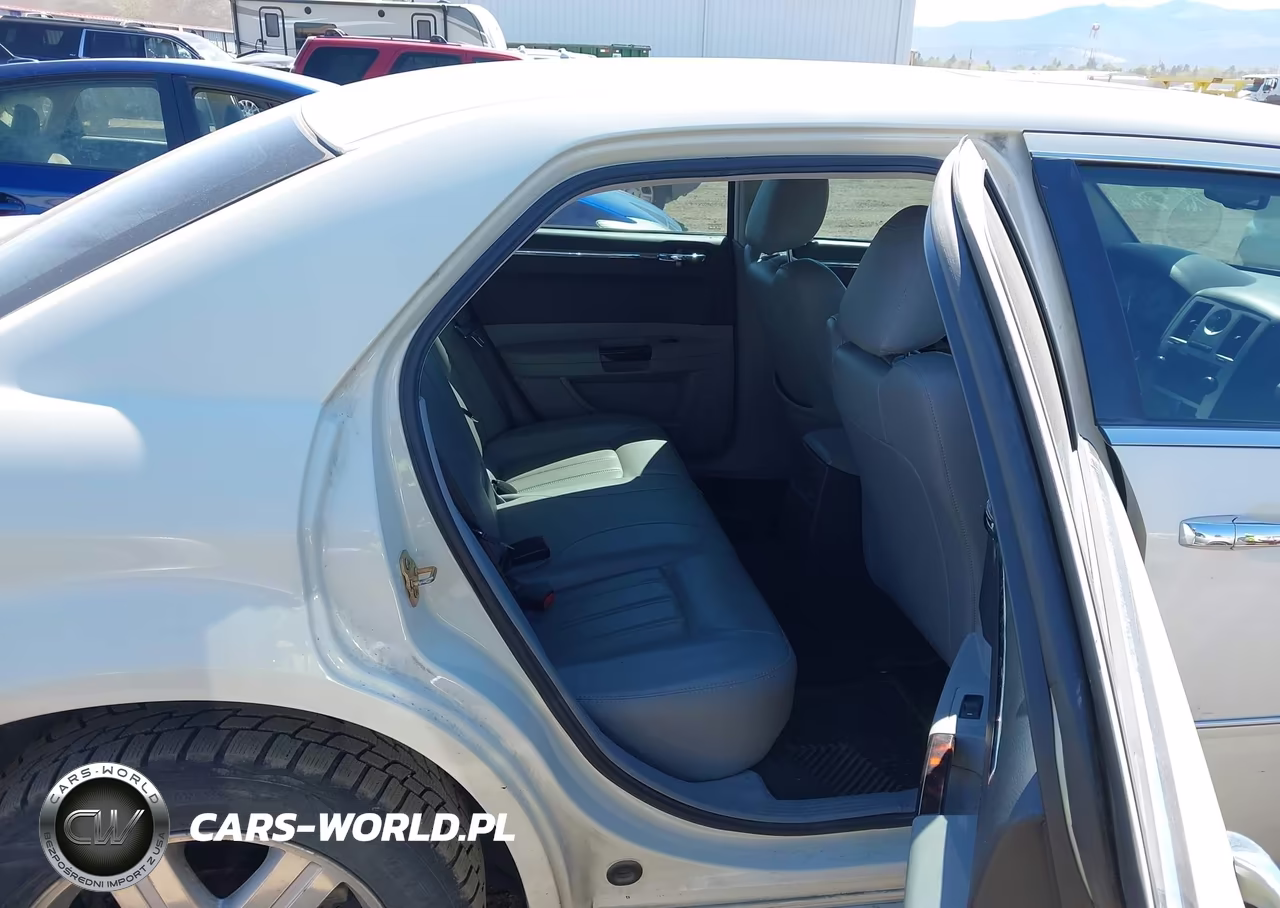 2006 Chrysler 300C VIN:2C3KK63H86H434439 - 8
