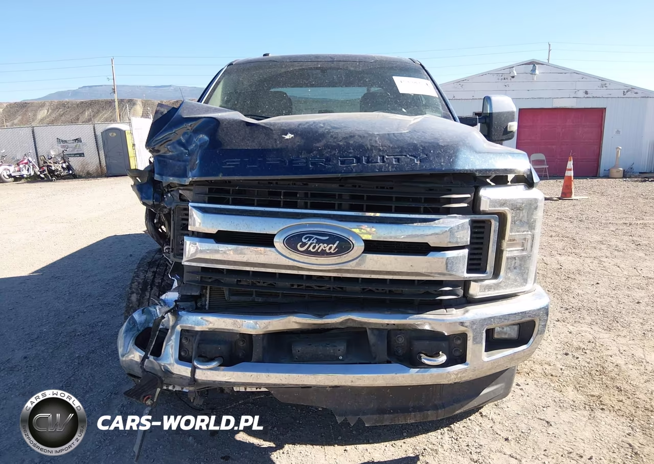 2018 Ford F-350 Xlt VIN:1FT8W3BT2JEB61707 - 12