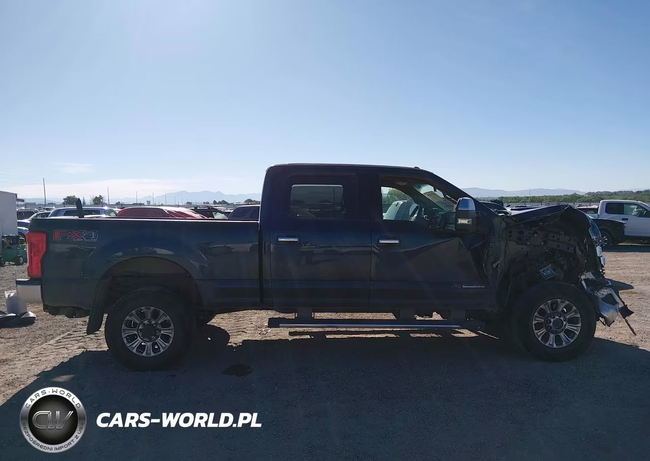 2018 Ford F-350 Xlt VIN:1FT8W3BT2JEB61707 - 13