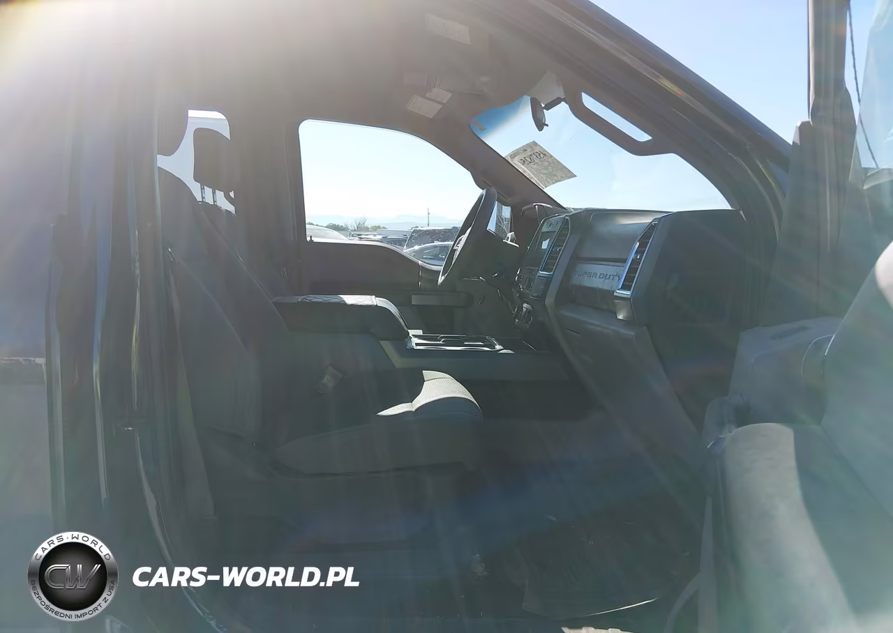 2018 Ford F-350 Xlt VIN:1FT8W3BT2JEB61707 - 5
