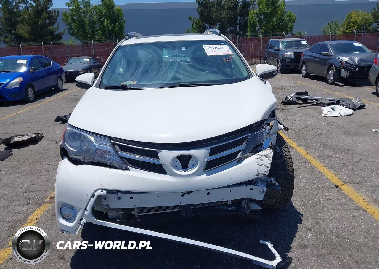 2015 Toyota Rav4 Xle VIN:JTMRFREVXFD155297 - 13
