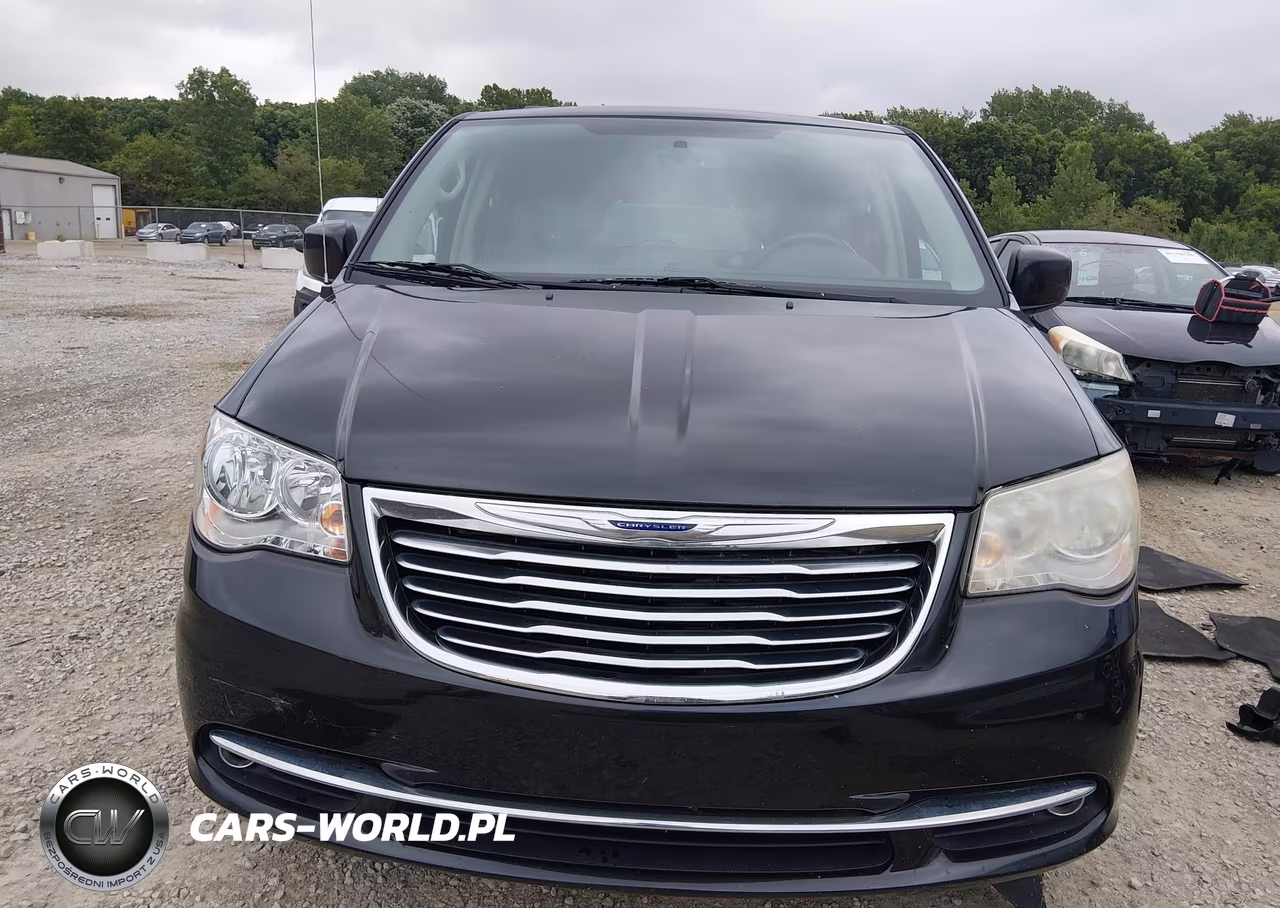 2015 Chrysler Town & Country Touring VIN:2C4RC1BG9FR505287 - 6