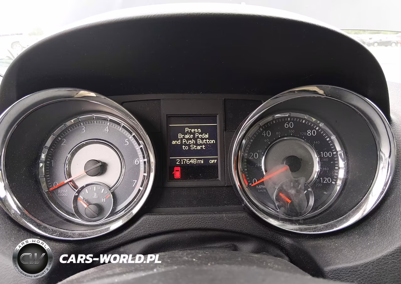 2015 Chrysler Town & Country Touring VIN:2C4RC1BG9FR505287 - 7
