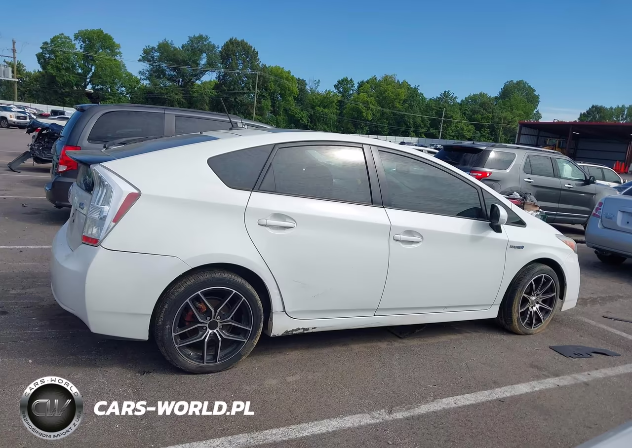 2011 Toyota Prius Four VIN:JTDKN3DU0B0252777 - 12