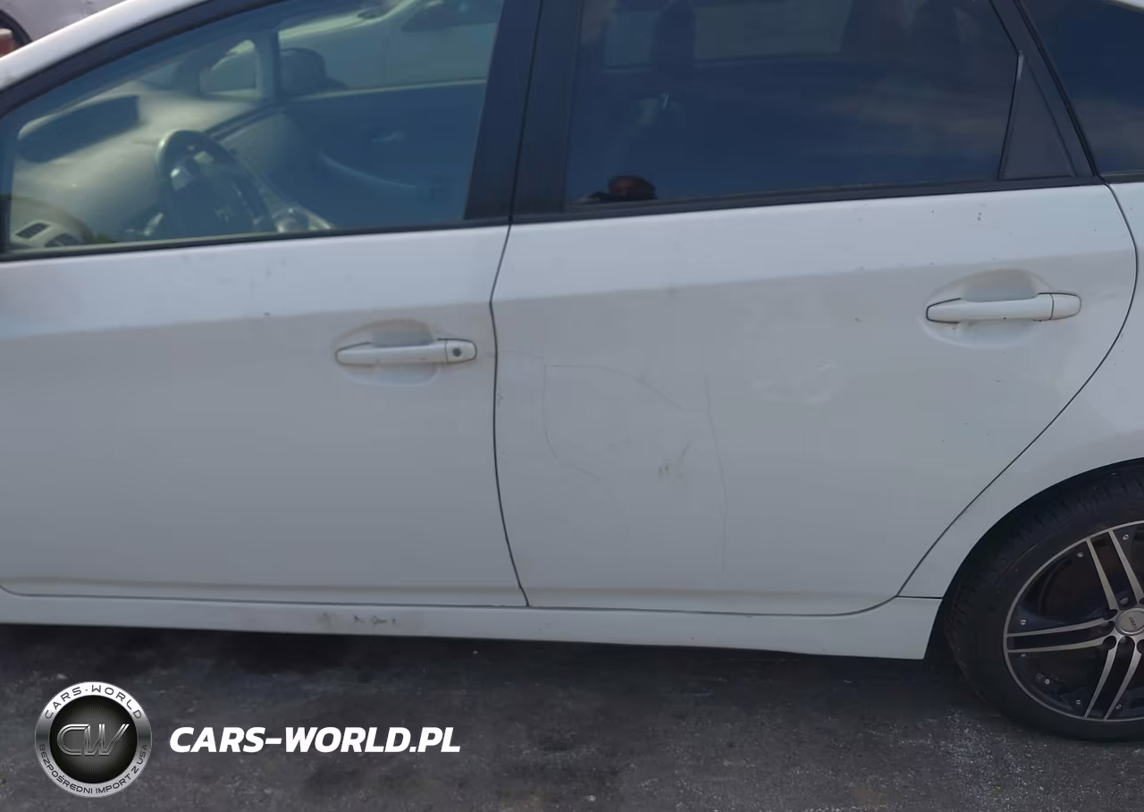 2011 Toyota Prius Four VIN:JTDKN3DU0B0252777 - 16